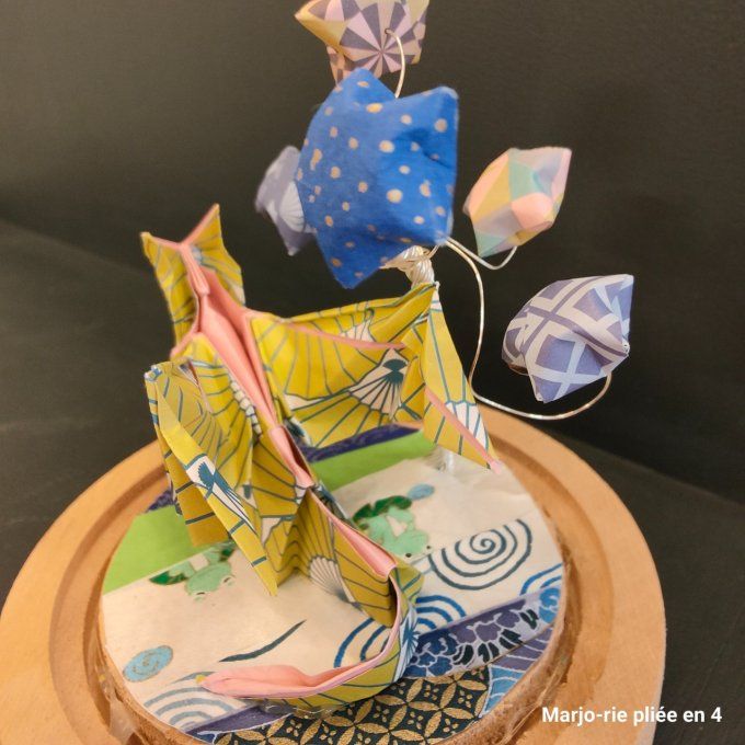 cloche lumineuse dragon vert et bleu