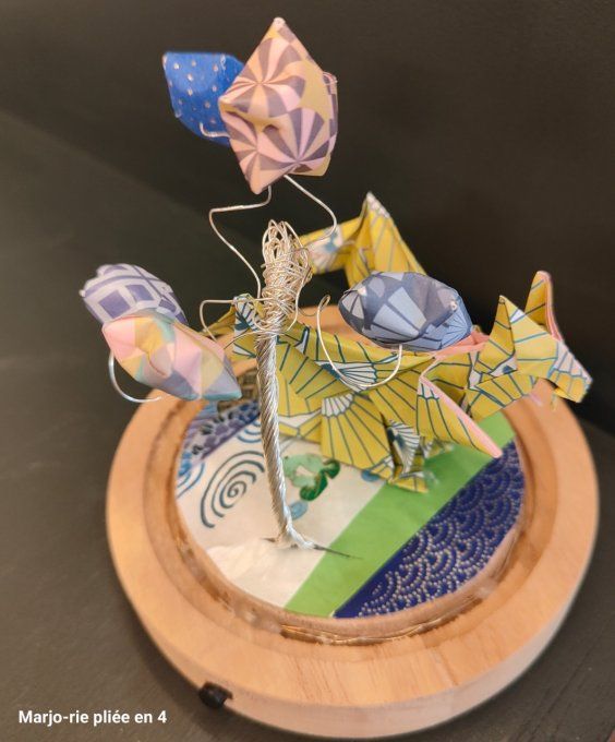 cloche lumineuse dragon vert et bleu