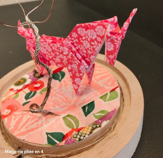cloche lumineuse licorne rose