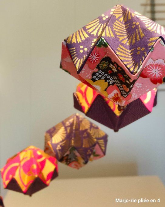 mobile ellipse pampilles rose et violet