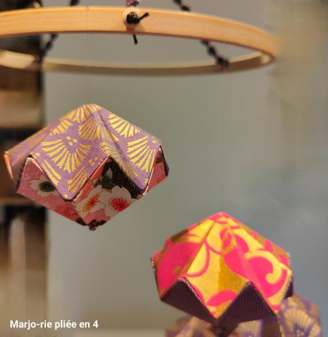 mobile ellipse pampilles rose et violet
